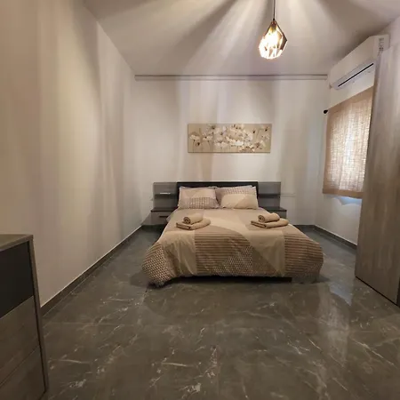 Modern 10 Mins To Mellieha Bay & Centre